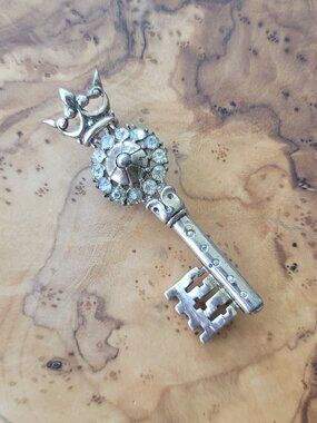 Retro Sterling & Rhinestone Figural Crown Key Brooch by Alfred Philippe